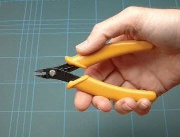 75550 5 Inch Easy Grip Pliers: Side Cutters