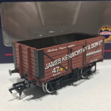 Bachmann 37-2003 7 Plank End Door Wagon 'James Kenworthy & Son' Boxed