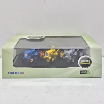 Oxford Diecast 1/76 Scale 76SET10A Triple Tractor Set Blue Yellow Grey Boxed