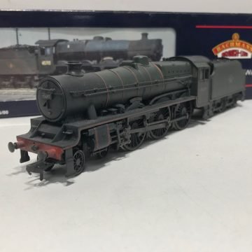 Bachmann 31-160 Jubilee Class 45697 'Achilles'' BR Green Late Crest Weathered Boxed