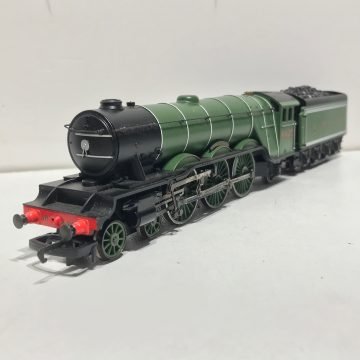 Hornby LNER 4472 Flying Scotsman Unboxed